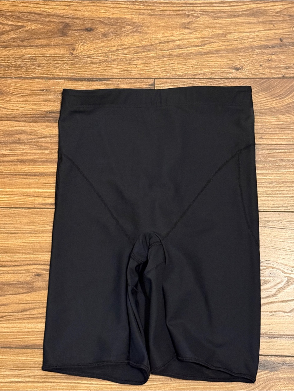 InvisiLift
Seamless Butt Lifter Shaper Short